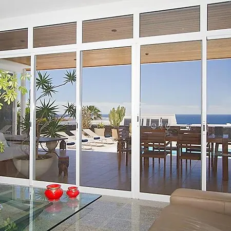 بيت للعطل Sleeps 6 Pool Air Con Wifi